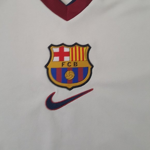New SHIRT BARCELONA SPAIN 1999/2000 AWAY FOOTBALL SHIRT JERSEY NIKE SIZE L - Picture 3 of 7